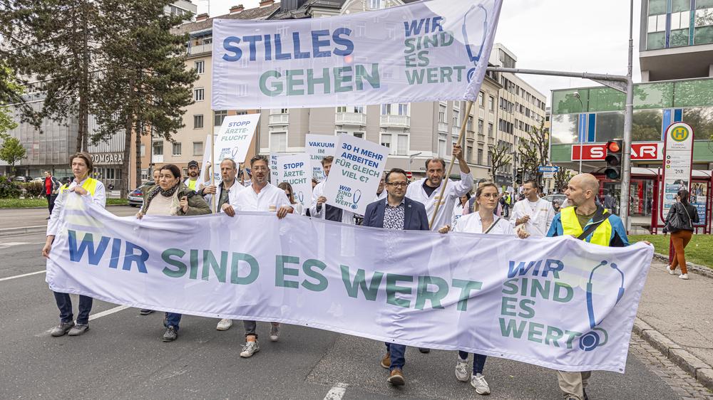 Drohung Bei Protest: Kärntens Spitalsärzte Planen Streik Am Vormittag